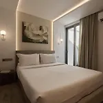 Porphyra Collection Aparthotel