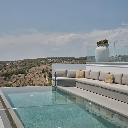 Porphyra Collection Aparthotel 4*