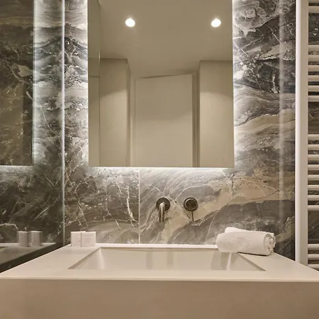 Porphyra Collection Aparthotel