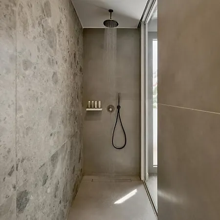 Porphyra Collection Aparthotel