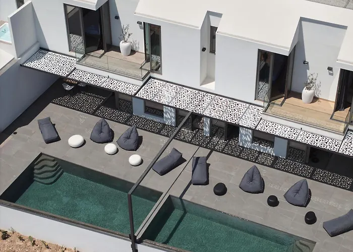 Porphyra Collection Aparthotel