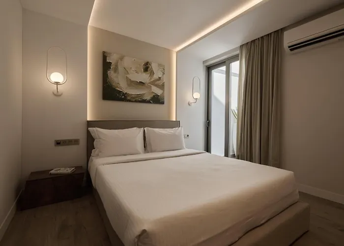 Porphyra Collection Aparthotel