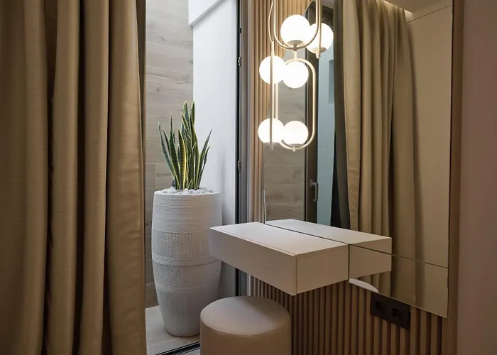 Porphyra Collection Aparthotel 4*